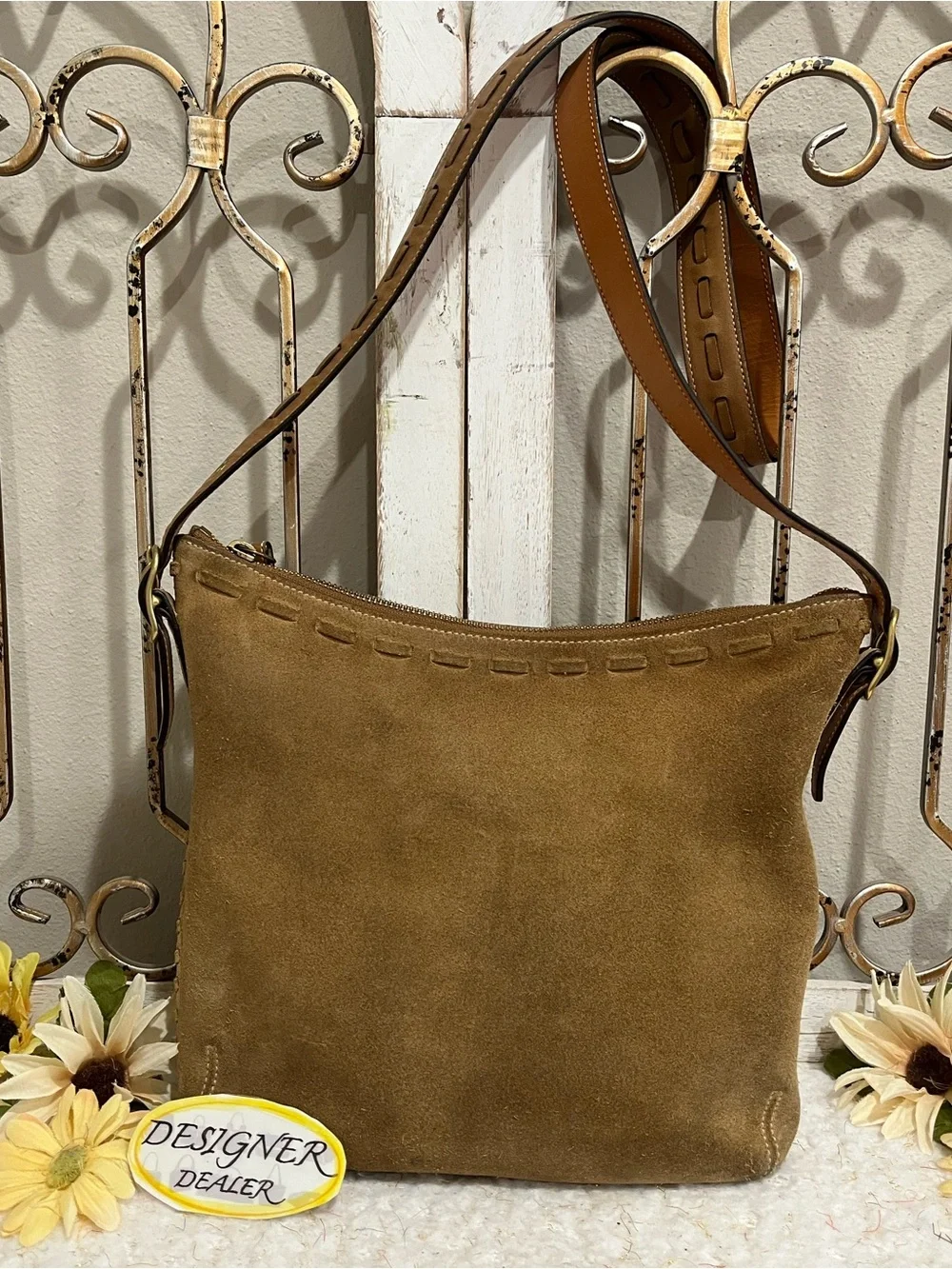 COACH Vintage Suede Whipstitch Shoulder Bag 9112